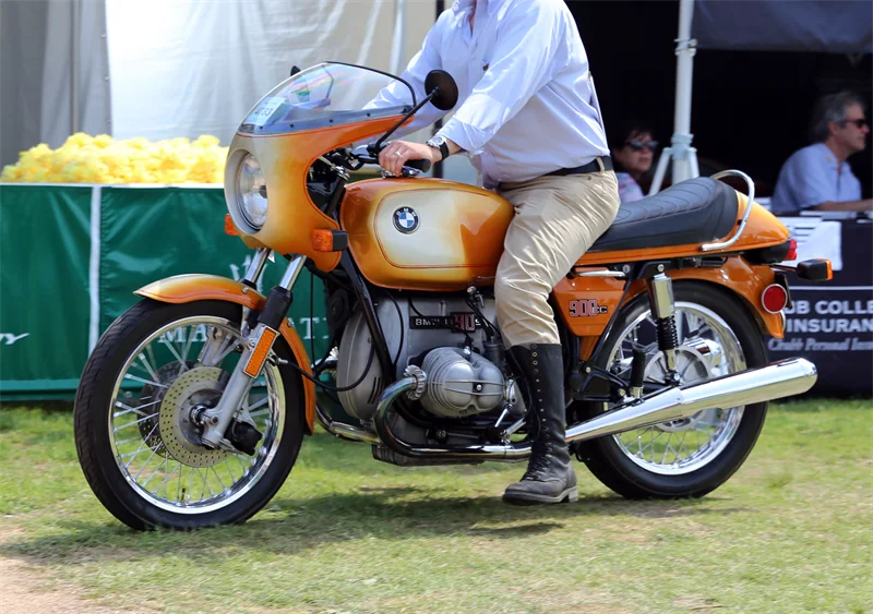 BMW R90S