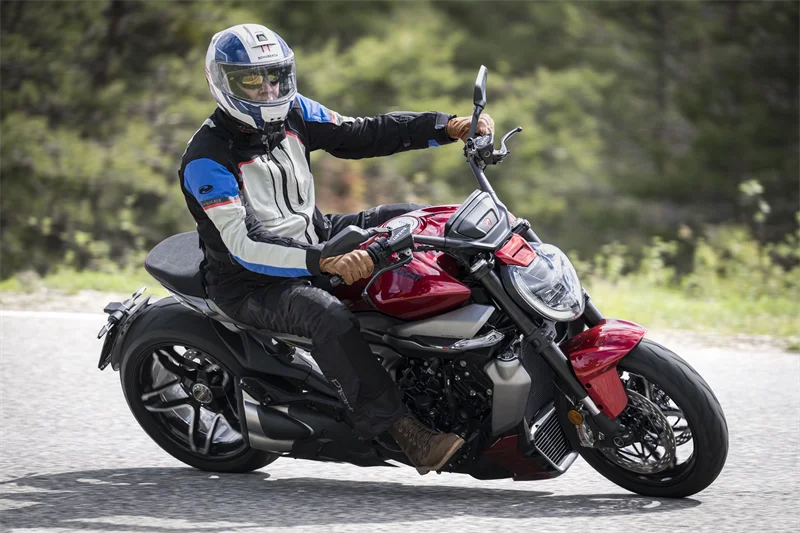 Ducati XDiavel V4 im Test