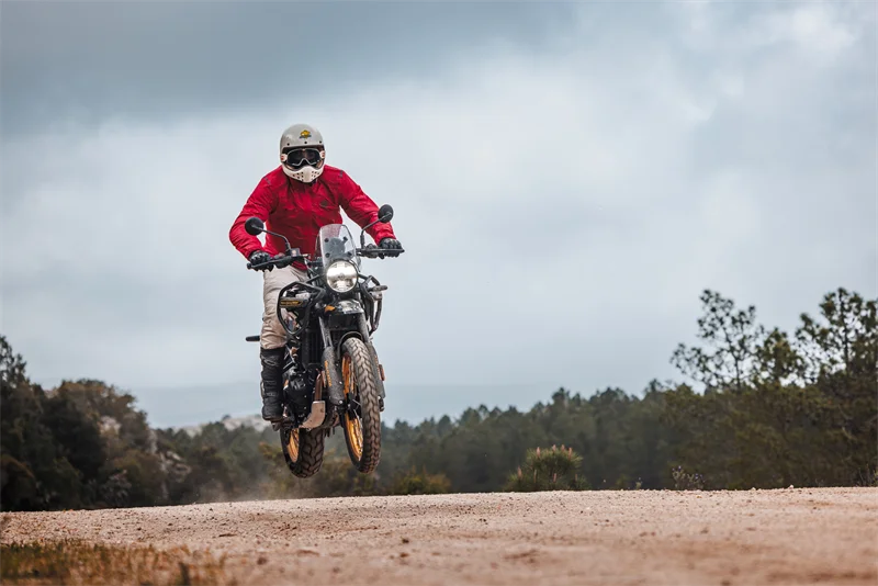 ROYAL ENFIELD ENDURO-TRAINING AM NÜRBURGRING
