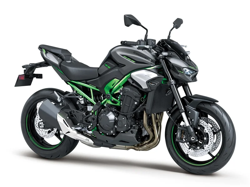 Kawasaki Z900 Platz 1 im Juni 2025