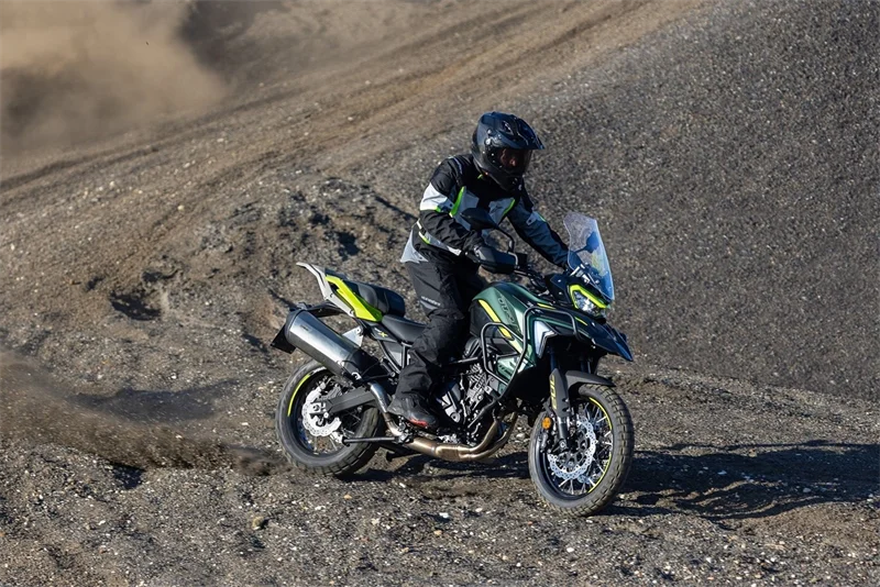 Neue Benelli TRK 702 Modelle für 2025