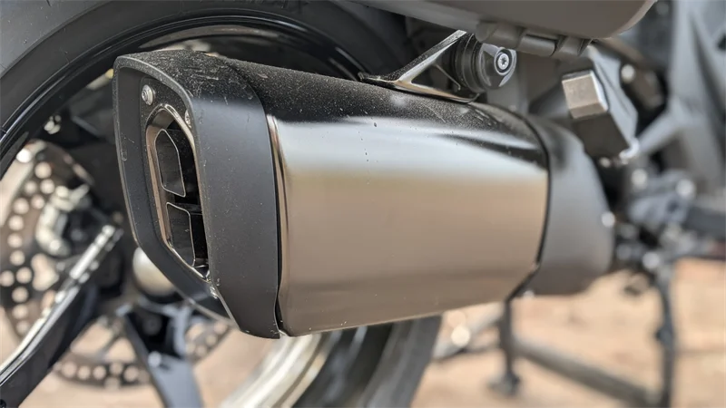 "Designoption Endschalldämpfer 2" - lieblose Benamsung eines schönes Auspuffs.