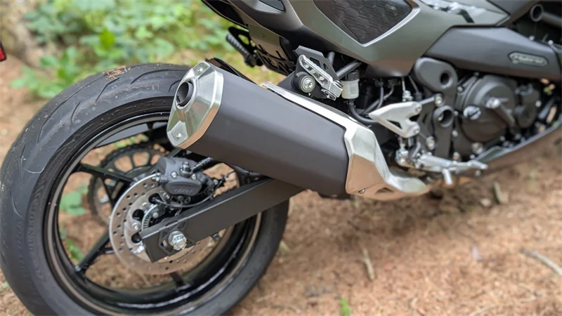 Typischer Kawasaki Endschalldämpfer