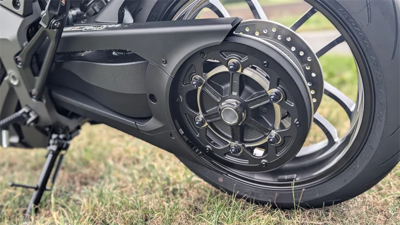 Einarmschwinge der Honda WN7 mit Riemenantrieb
