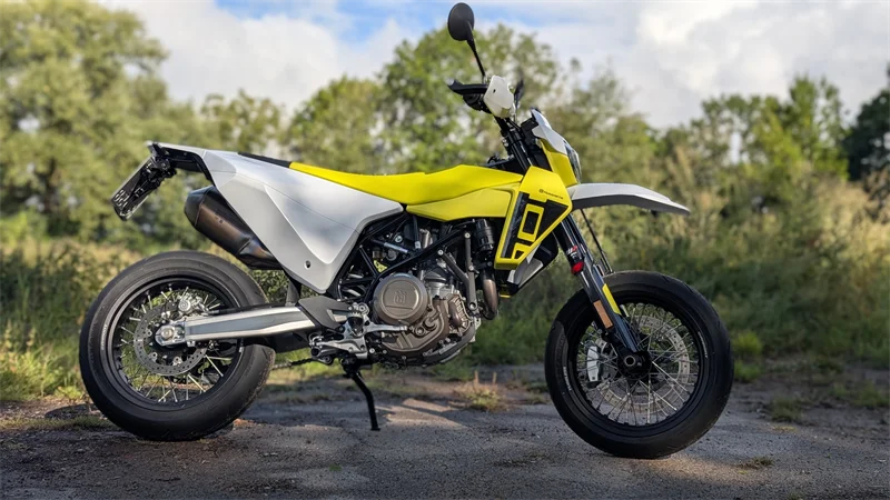 Husqvarna 701 Supermoto im Test