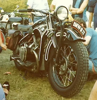 BMW R 11