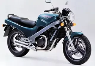 Honda NTV 650 Revere
