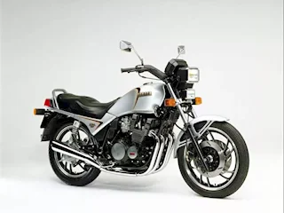 Yamaha XJ 750