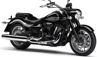 Yamaha XV 1900 Midnight Star